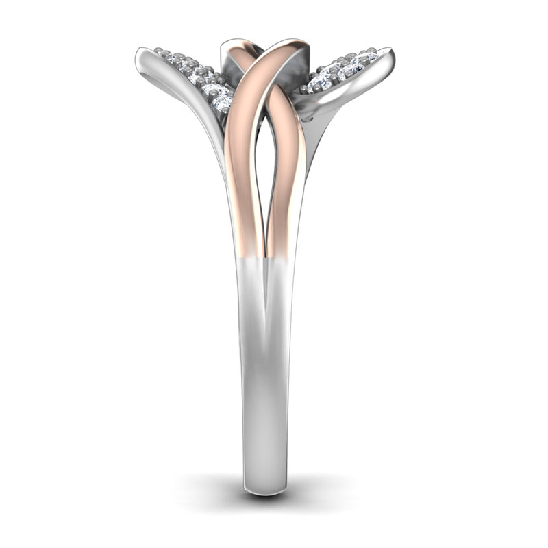 women's ring in gold